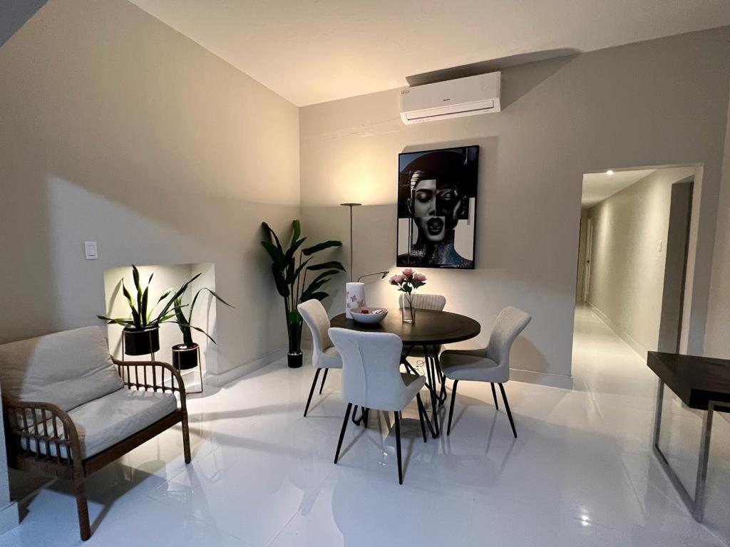 Stunning 3-br In Condado Apartamento